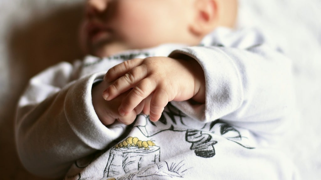 Bébé content : tout pour rendre votre bébé heureux